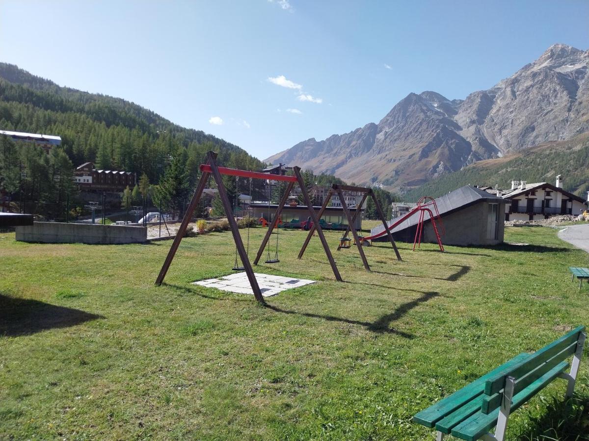 Petit Bijou - Cervinia - Garage - Cir 0151 Apartment เบรยล์-แชร์วิเนีย ภายนอก รูปภาพ